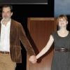 Samuel Labarthe et Isabelle Carré lors de la représentation au profit de l'Institut du cerveau et de la moelle épinière de la pièce Pensées secrètes à Paris le 2 février 2012