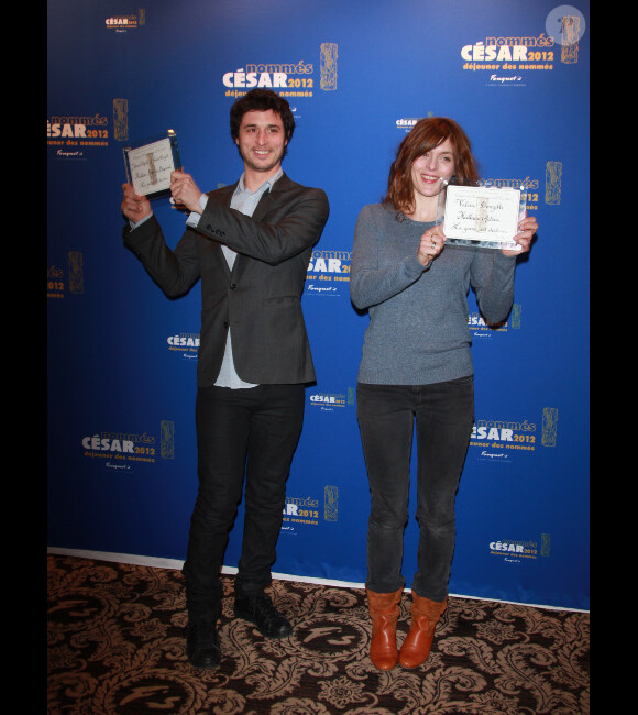 Jérémie Elkaïm et Valérie Donzelli (nommés pour le meilleur scénario et, pour Valérie, comme meilleure actrice) lors du déjeuner des nommés aux César au Fouquet's à Paris le 4 février 2012