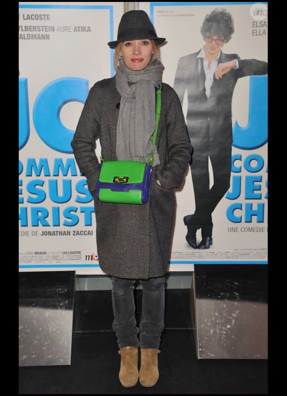 Anne Marivin à l'avant-première de JC comme Jésus Christ, à Paris le 6 février 2012.