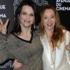 Sylvie Testud et Juliette Binoche à l'avant-première de La Vie d'une autre, à Paris le 7 février 2012.