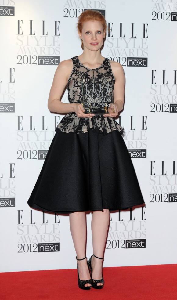 Jessica Chastain, entièrement habillée par Alexander McQueen, a remporté l'award de Next Future Icon lors des Elle Style Awards 2012 à Londres, le 13 janvier 2012.