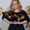 Adele et son carré blond glamour lors de la cérémonie des Grammy Awards 2012 à Los Angeles.