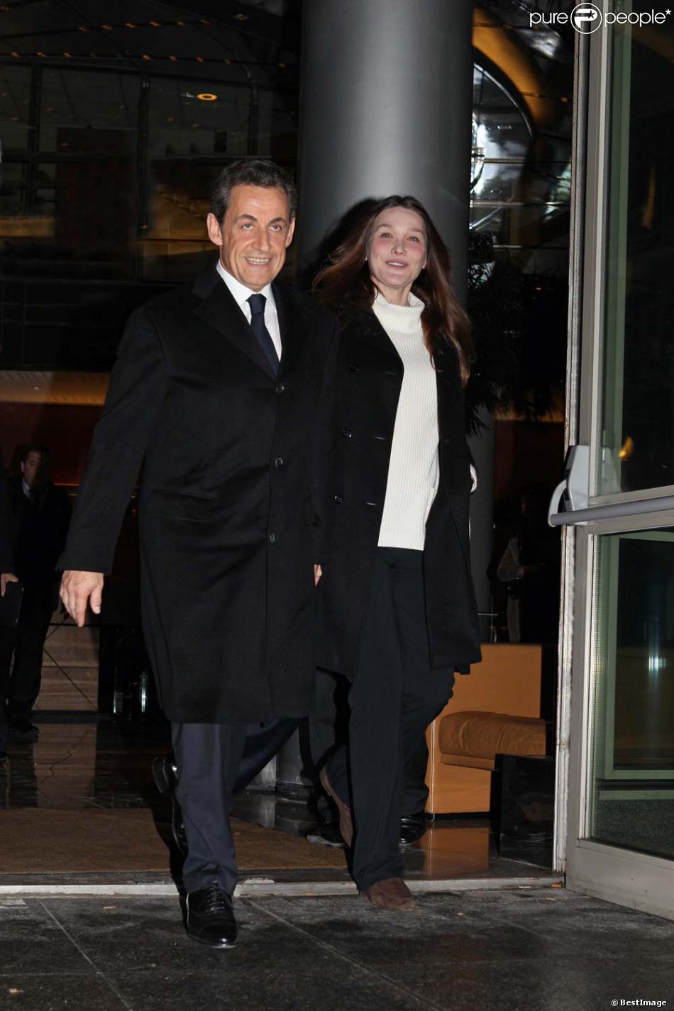 Nicolas Sarkozy Souriant Et Decide Et Carla Bruni Arrivent Dans Les Locaux De Tf1 Juste Avant Sa Declaration Au Journal Televise De 20 Heures De Laurence Ferr Purepeople