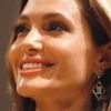 Nikos Aliagas reçoit Angelina Jolie sur Europe 1 le 17 février 2012