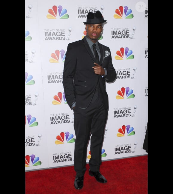 Le rappeur Ne-Yo à la soirée des NAACP Awards, à Los Angeles, le vendredi 17 février 2012.