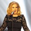 Adele sur la scène des Brit Awards, à Londres, le 21 février 2012.