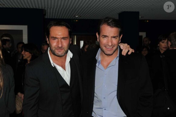 Jean Dujardin et Gilles Lellouche à Paris, le 14 février 2012.