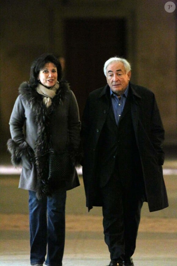 Dominique Strauss-Kahn et Anna Sinclair à Paris, le 26 novembre 2011.