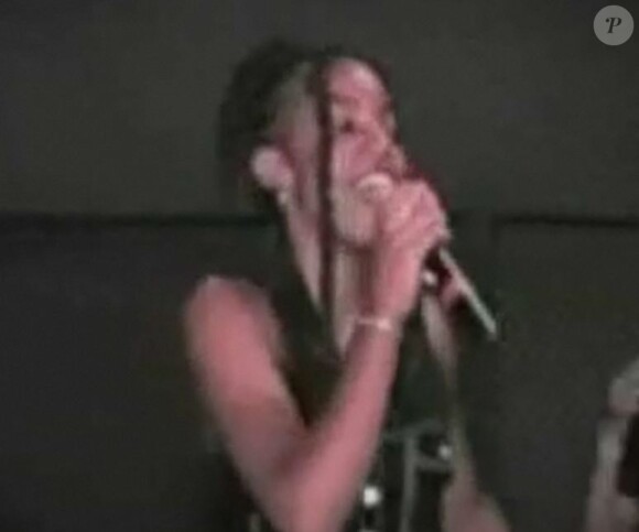 Capture d'écran de Kelly Rowland lors d'une de ses premières auditions avec les Destiny's Child.