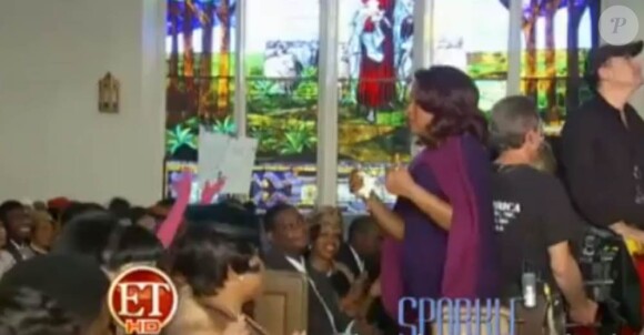Le reportage d'ET, réalisé en octobre-novembre 2011 sur le tournage du remake de Sparkle qui devait relancer la carrière de Whitney Houston, montre la diva en pleine forme et en pleine possession de ses moyens. Le film, dont elle était également productrice, sortira en août 2012, dédié à sa mémoire.