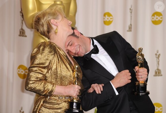 Meryl Streep et Jean Dujardin dans la salle de presse des Oscars le 26 février 2012