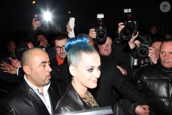 Katy Perry à la sortie du défilé Saint Laurent à Paris