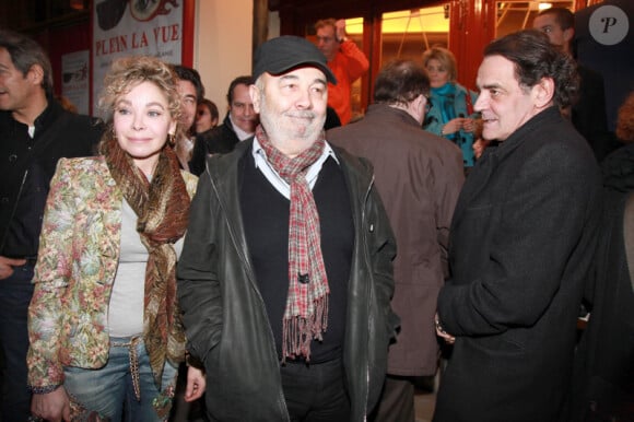 Grace de Capitani et Gérard Jugnot lors de l'hommage à Gérard Rinaldi au théâtre de La Michodière, à Paris, le 12 mars 2012