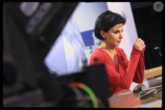 Rachida Dati sur le plateau de la chaîne iTélé le 13 mars 2012