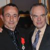 Jacques Malaterre, chevalier de l'ordre de la Légion d'honneur et Frédéric Mitterrand lors de la remise de décorations au ministère de la Culture, le 14 mars 2012, à Paris