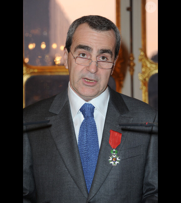 Takis Candilis a été fait chevalier de l'ordre de  la Légion d'honneur, lors  de la remise de décorations au ministère de la  Culture, le 14 mars  2012, à Paris
