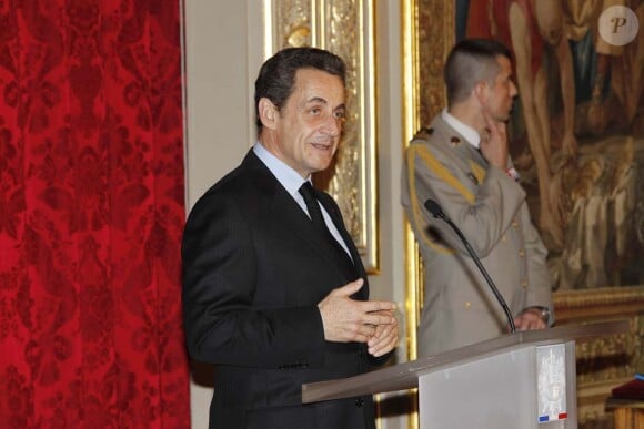 Nicolas Sarkozy a décoré onze personnalités des arts et du spectacle dont Jean-Michel Jarre, à l'Élysée, le 14 mars 2012.