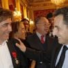 Jean-Michel Jarre vient de recevoir les insignes d'officier de la Légion d'honneur des mains de Nicolas Sarkozy, à l'Élysée, le 14 mars 2012.