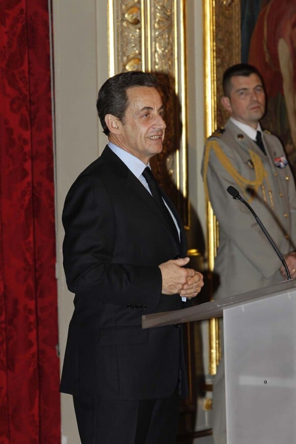 Nicolas Sarkozy a décoré onze personnalités des arts et du spectacle dont Jean-Michel Jarre, à l'Élysée, le 14 mars 2012.