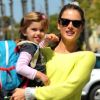 Alessandra Ambrosio, enceinte, emmène Anja à l'école, à Los Angeles, le 20 mars 2012