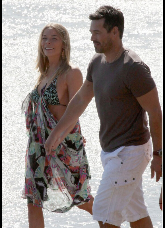 LeAnn Rimes et Eddie Cibrian à la plage à Malibu le 7 mars 2012