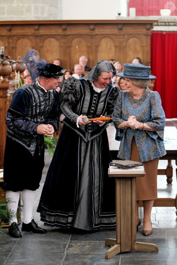 La reine Beatrix des Pays-Bas le 31 mars 2012 à Brielle pour l'inauguration du musée d'histoire.