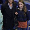 La princesse Alexandra de Hanovre, 12 ans, et la princesse Caroline, aux championnats du monde de patinage artistique à Nice le 27 mars 2012, ont rencontré la marraine de la compétition, Surya Bonaly, et Marina Anissina.