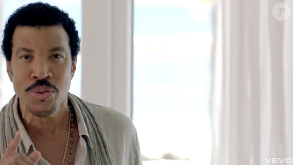 Lionel Richie dans le clip Endless Love, mars 2012.