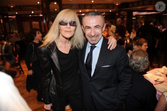 Betty Catroux et Alain Seban lors du dîner en l'honneur de Pierre et Gilles, et de la sortie du livre Autobiographie en photomatons, le 29 mars 2012 à Paris