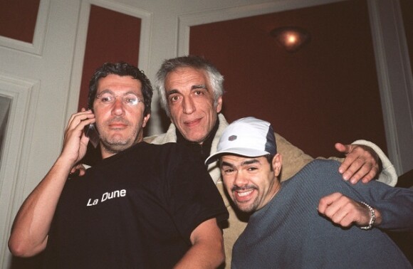 Alain Chabat, Gérard Darmon et Jamel Debbouze le 9 janvier 2002 lors de la promotion d'Astérix et Obélix : Mission Cléopâtre