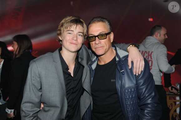 Jean-Claude Van Damme et son fils Nicholas lors des 20 ans de FG Radio le 5 avril 2012 au Grand Palais
