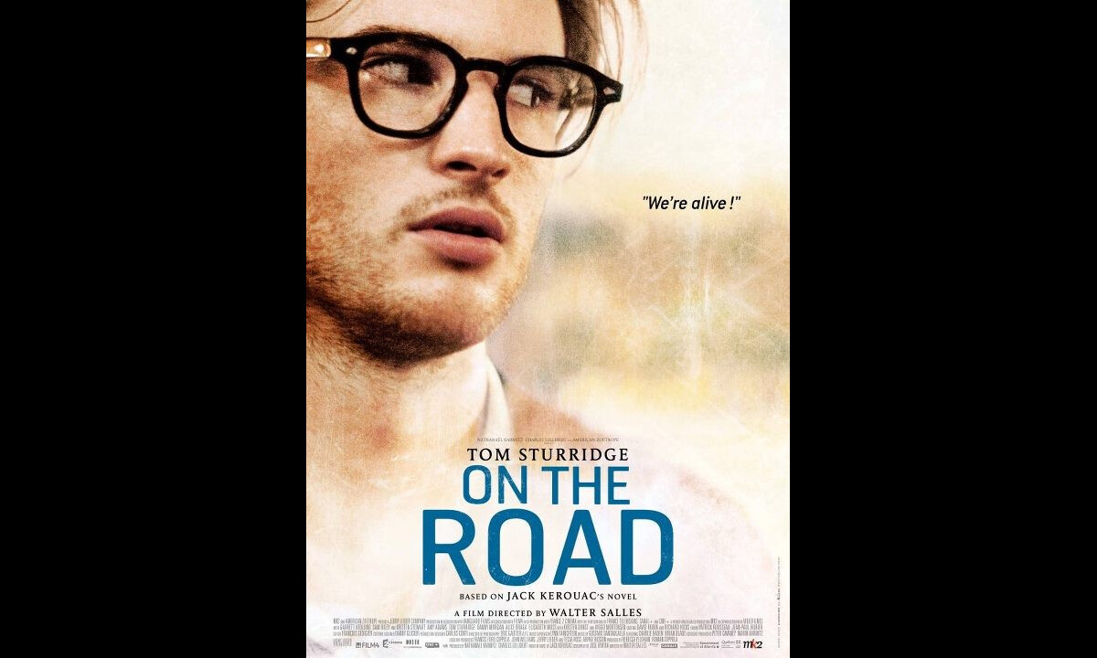 Tom Sturridge sur la route