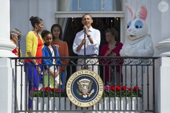 Barack Obama, sa femme Michelle et leurs filles pour la fête de Pâques à la Maison Blanche le 9 avril 2012