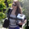 Jessica Alba ne loupe pas un jour sans aller au bureau ! A Los Angeles le 10 avril 2012