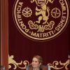 L'infante Elena d'Espagne radieuse, rassurée sur l'état de son fils Felipe après sa blessure au pied avec un fusil de chasse, lors de l'inauguration du 23e Colloque de l'Association catholiques des institutions de sciences de l'éducation, le 11 avril 2012.