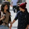 Les stars des ados Selena Gomez et Justin Bieber se promènent en Californie après avoir déjeuné dans un petit restaurant, le jeudi 5 avril 2012.