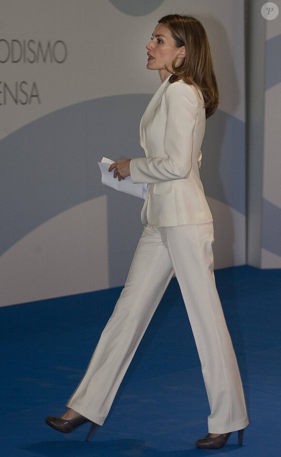 Letizia d'Espagne présidait le 18 avril 2012 la cérémonie de remise des Prix de l'International Press Club, à Madrid.