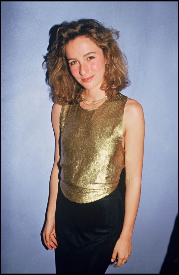 Jennifer Grey, en novembre 1987, est alors âgée de 27 ans et respire la fraîcheur.