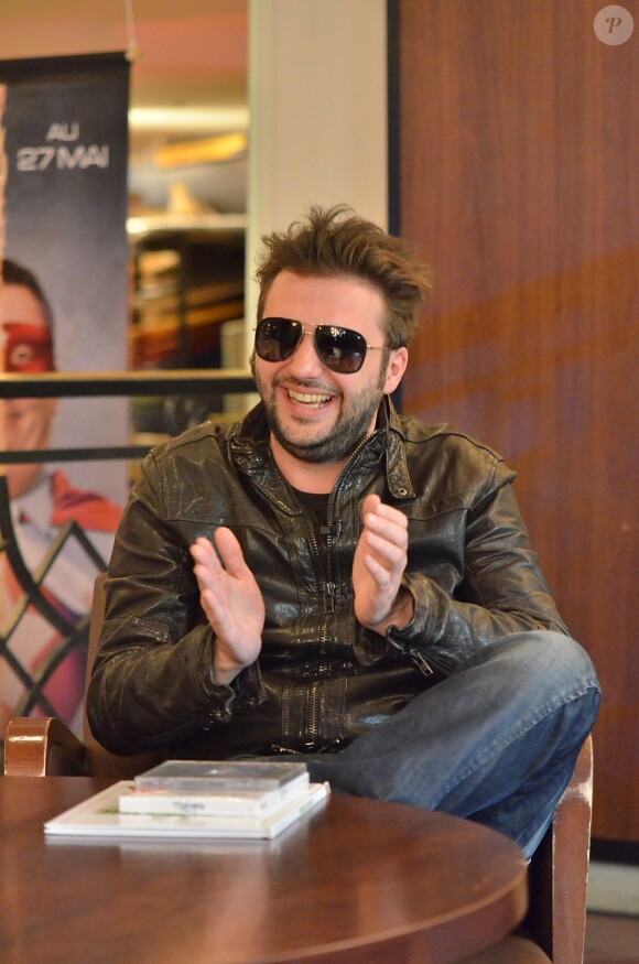 Helmut Fritz lors de l'enregistrement de l'émission de radio Coffe and Cake sur Starter FM, à Paris le 25 avril 2012
