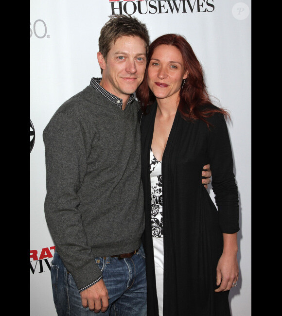 Kevin Rahm et sa fiancée Amy à la soirée organisée pour le grand final de Desperate Housewives, le 29 avril 2012 à Los Angeles