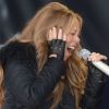 Mariah Carey hausse la voix durant son concert en plein air à Ischgl en Autriche. Le 30 avril 2012.