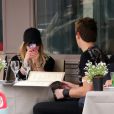  Avril Lavigne et son nouveau compagnon déjeunent à la Maison de la Truffe  avant de faire un peu de shopping à Paris le 10 mai 2012 
