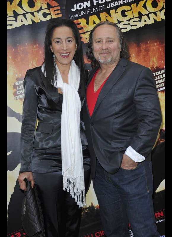 Jean-Marc Minéo et sa femme à l'avant-première de Bangkok Renaisance à Paris, le 10 mai 2012.