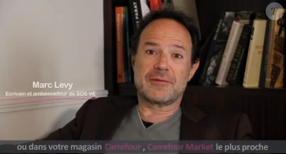 Marc Levy pour l'opération les Boucles du Coeur, prévue le 10 juin 2012 dans les Carrefour de France