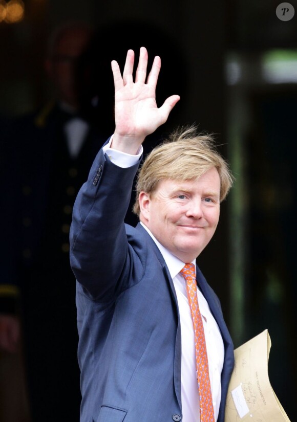 Le prince Willem-Alexander, la princesse Maxima et la reine Beatrix des Pays-Bas étaient réunis au palais Noordeinde à La Haye le 15 mai 2012, pour la remise des Prix Pommes d'Oranje (Apeltjes van Oranje) du fonds Orange.