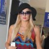 La jet-setteuse Paris Hilton arrive à l'aéroport de Nice, le samedi 19 mai 2012.