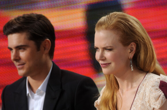 Zac Efron et Nicole Kidman sur le plateau du Grand Journal de Canal+ le 23 mai 2012 à Cannes
