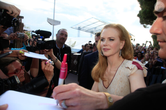 Nicole Kidman arrivant sur le plateau du Grand Journal de Canal+ le 23 mai 2012 à Cannes