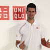 Novak Djokovic présente sa nouvelle tenue pour Roland Garros issue de sa collaboration avec son nouvel équipementier Uniqlo le 23 mai 2012 à Paris