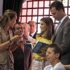 Felipe et Letizia d'Espagne ont retrouvé l'infante Elena le 25 mai 2012 lors de l'inauguration du 71e Salon du livre de Madrid.